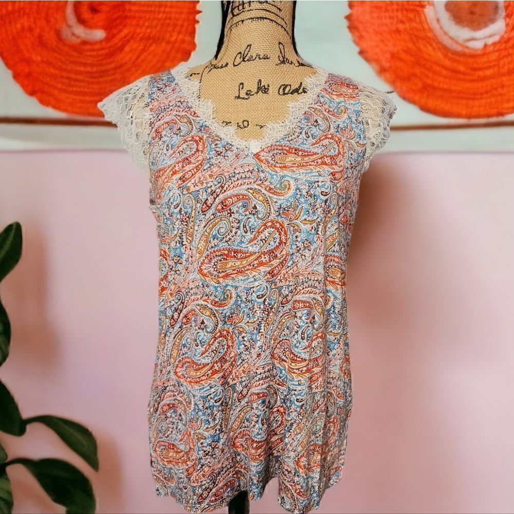 Paisley Laced Top Size Small NWT